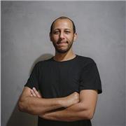 Professor de Geografia, uso cultura para aulas dinâmicas, conectando os conteúdos ao dia a dia e tornando o aprendizado envolvente